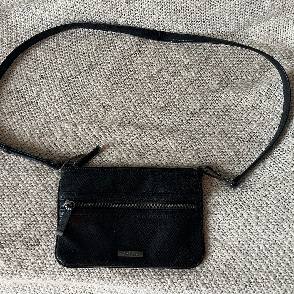 Calvin Klein Black Snake Texture Crossbody